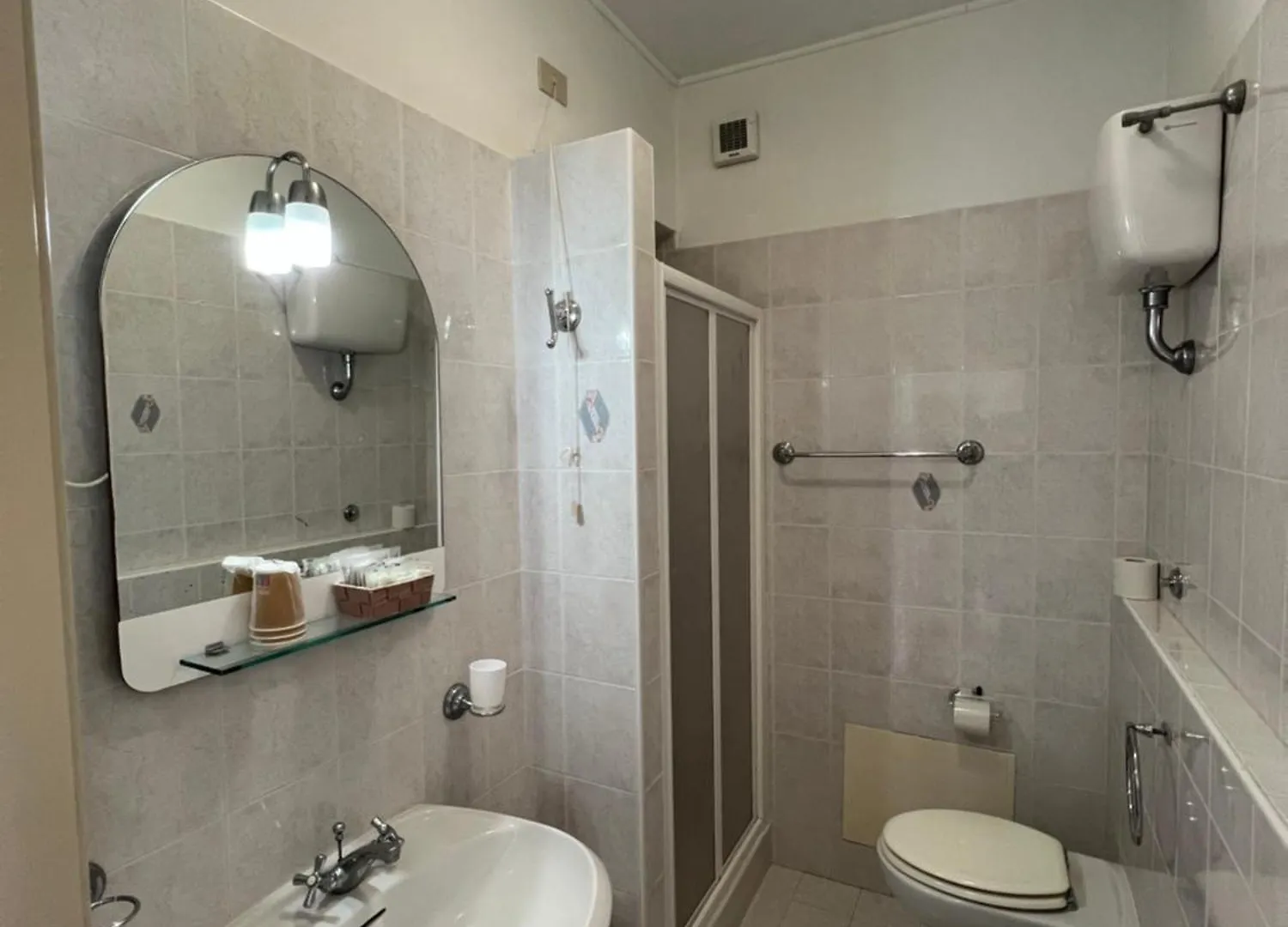 Hotel Petit Royal 3*, Ospedaletti
