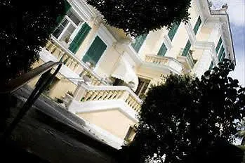 Hotel Petit Royal