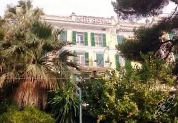 Hotel Petit Royal