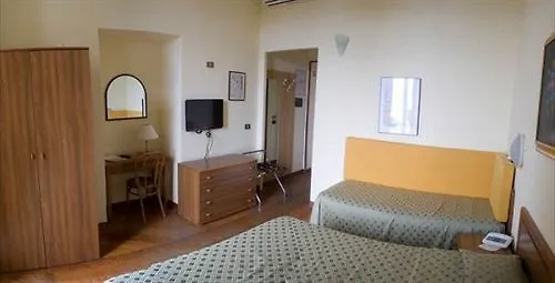 Hotel Petit Royal  Ospedaletti