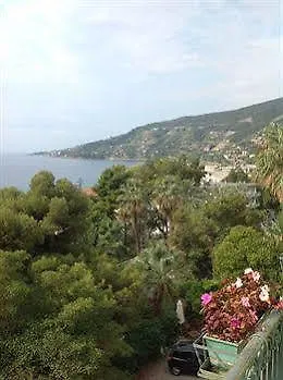 Hotel Petit Royal Ospedaletti 3*,